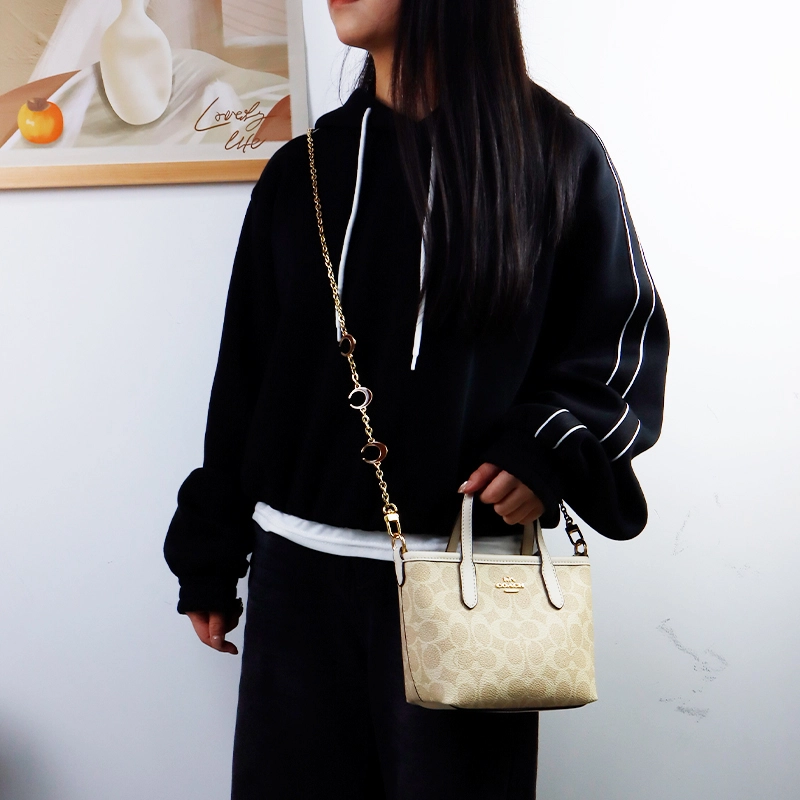 COACH City 15Totediy