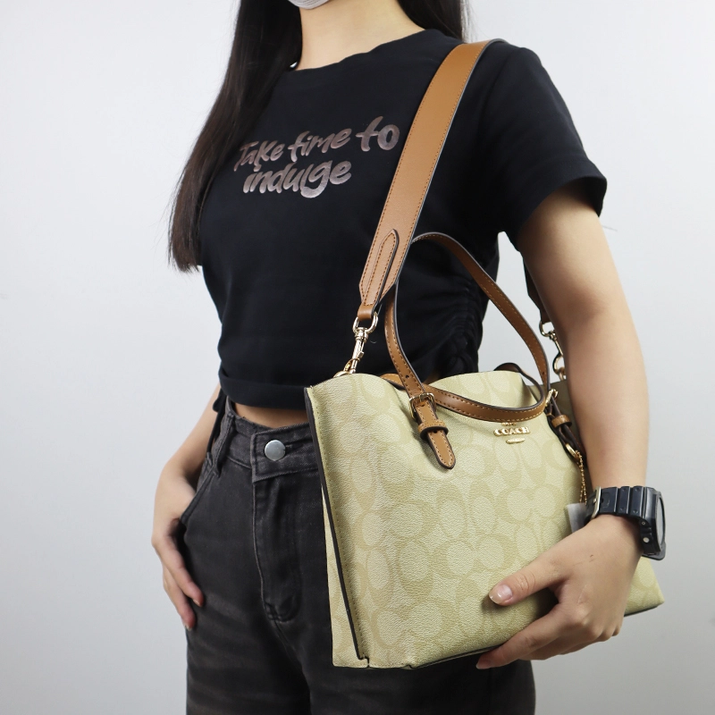 COACH Mollie 25 Tote