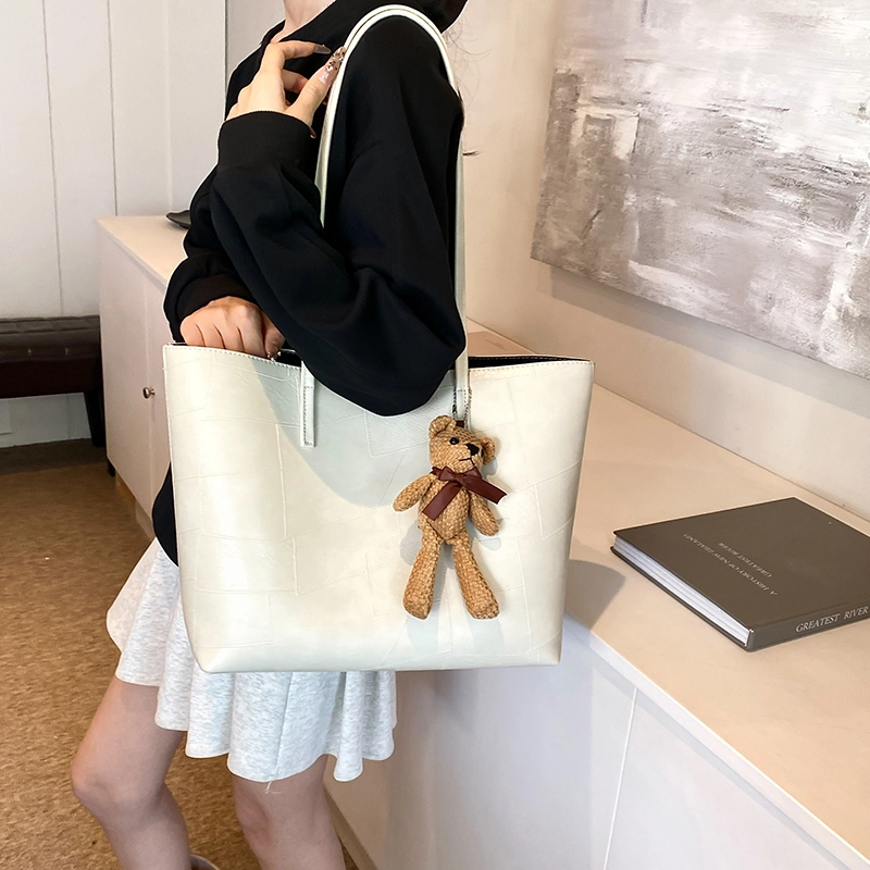 OKEKE pu Tote