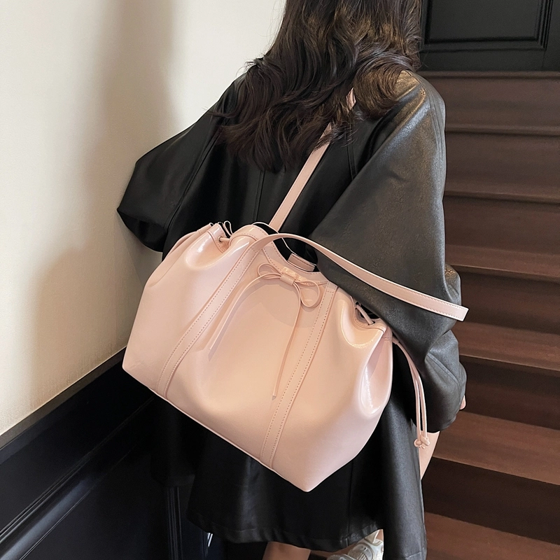 OKEKE PU Tote