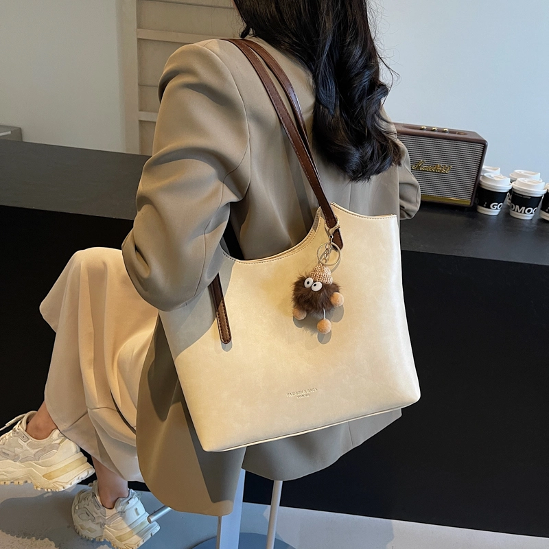 OKEKE PU Tote