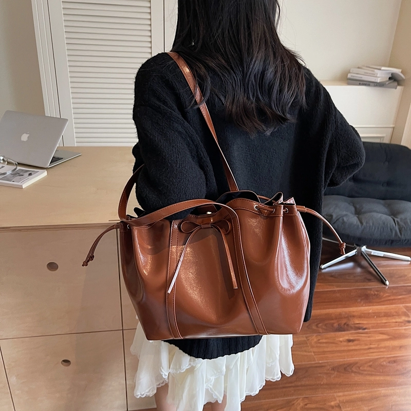 OKEKE PU Tote
