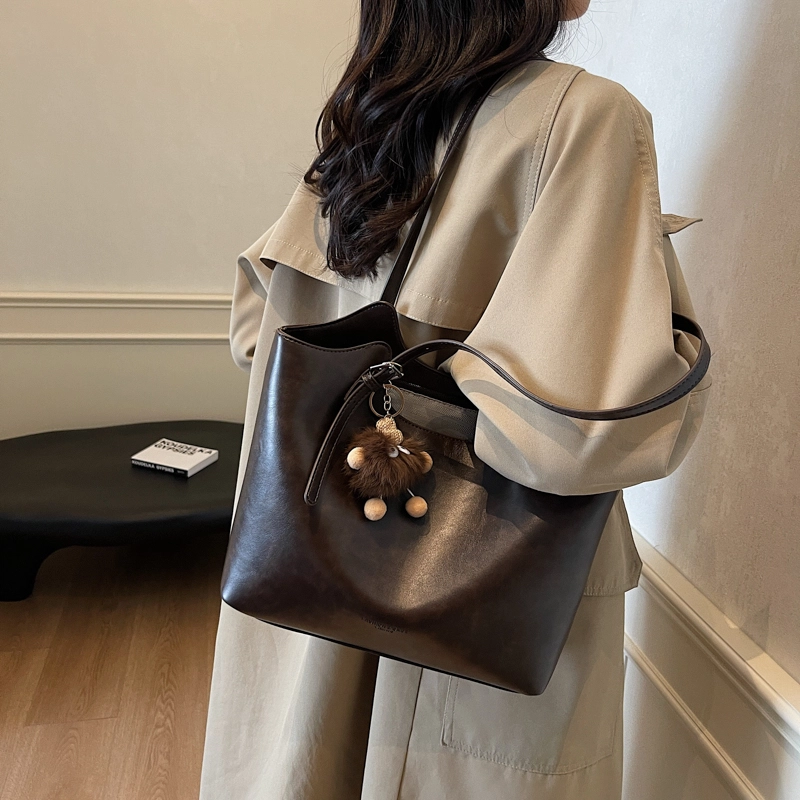 OKEKE PU Tote