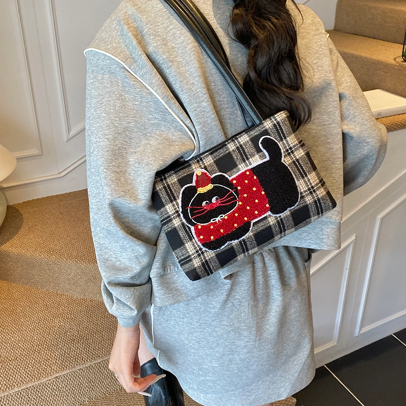OKEKE PU Tote