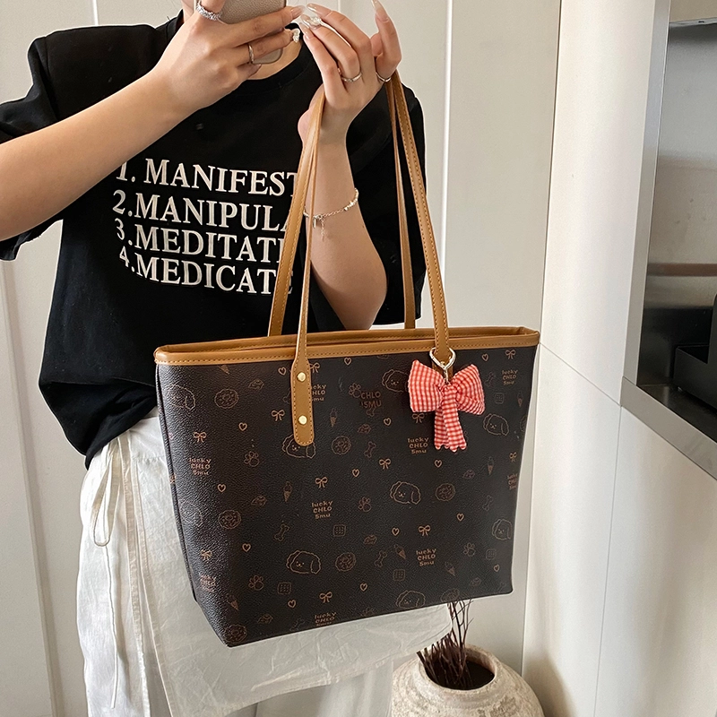 OKEKE PU Tote