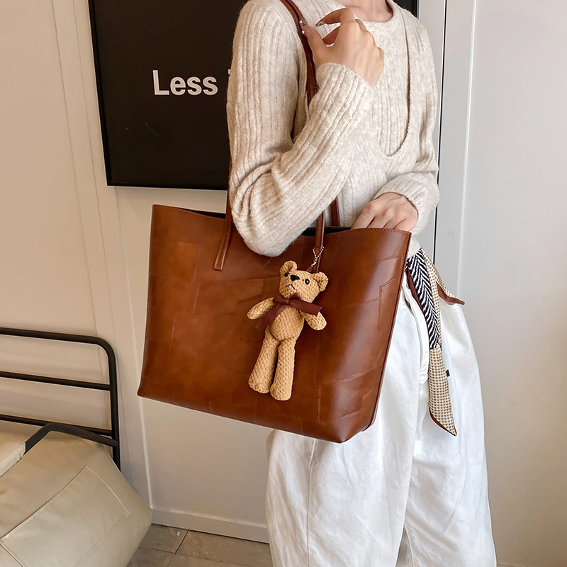OKEKE pu Tote