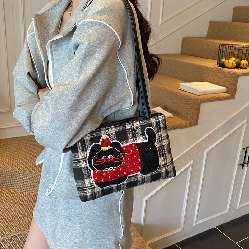 OKEKE PU Tote