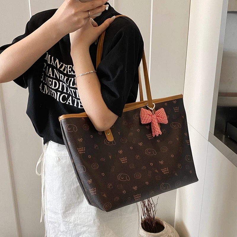 OKEKE PU Tote