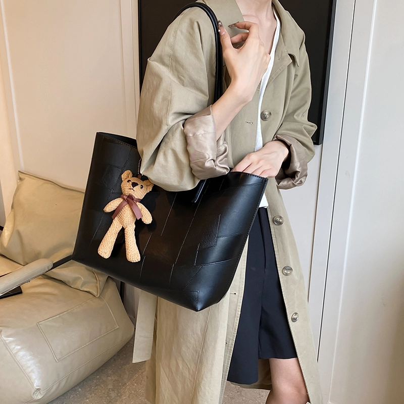OKEKE pu Tote