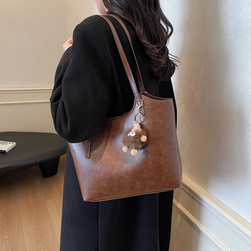 OKEKE PU Tote