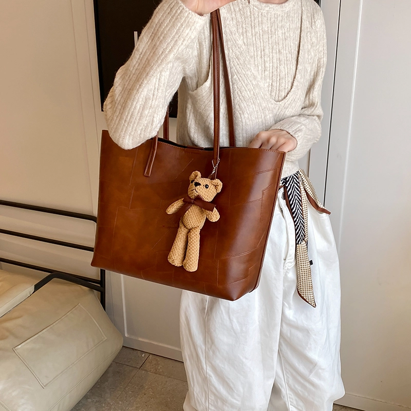 OKEKE pu Tote