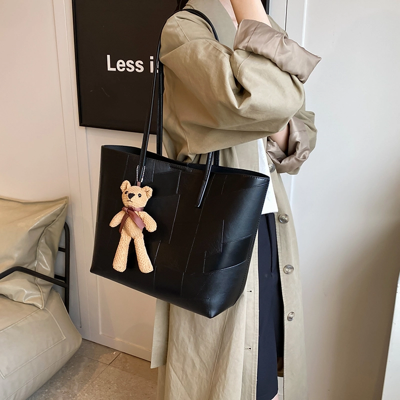 OKEKE pu Tote