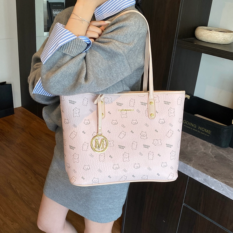 OKEKE pu Tote