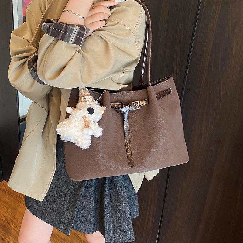 OKEKE pu Tote