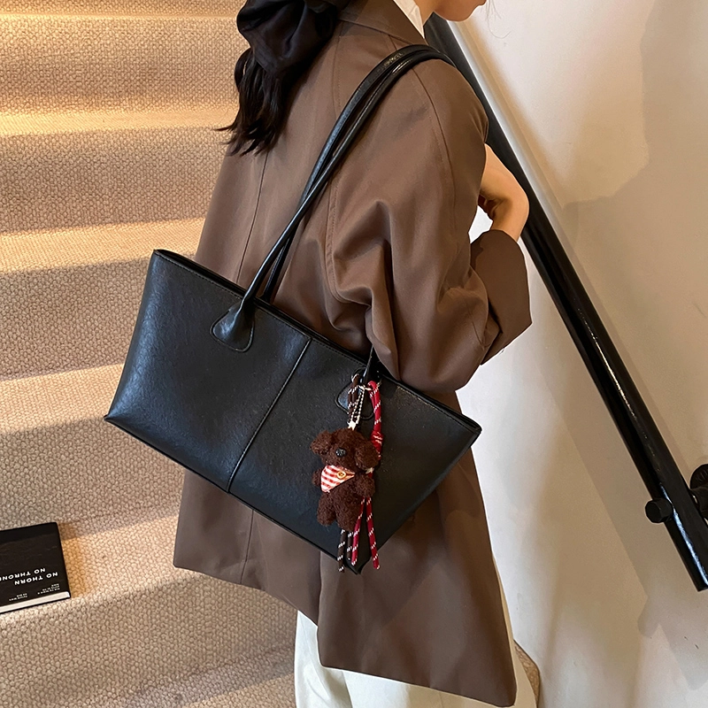 OKEKE PU Tote