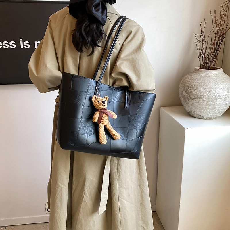 OKEKE pu Tote