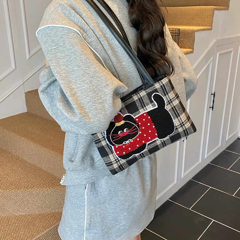 OKEKE PU Tote