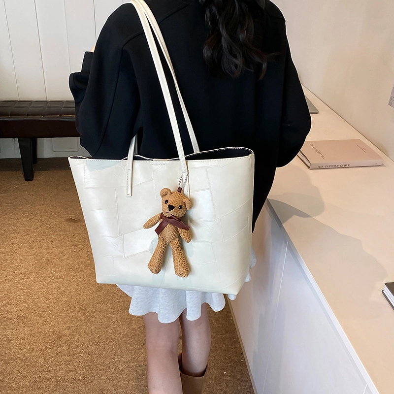 OKEKE pu Tote