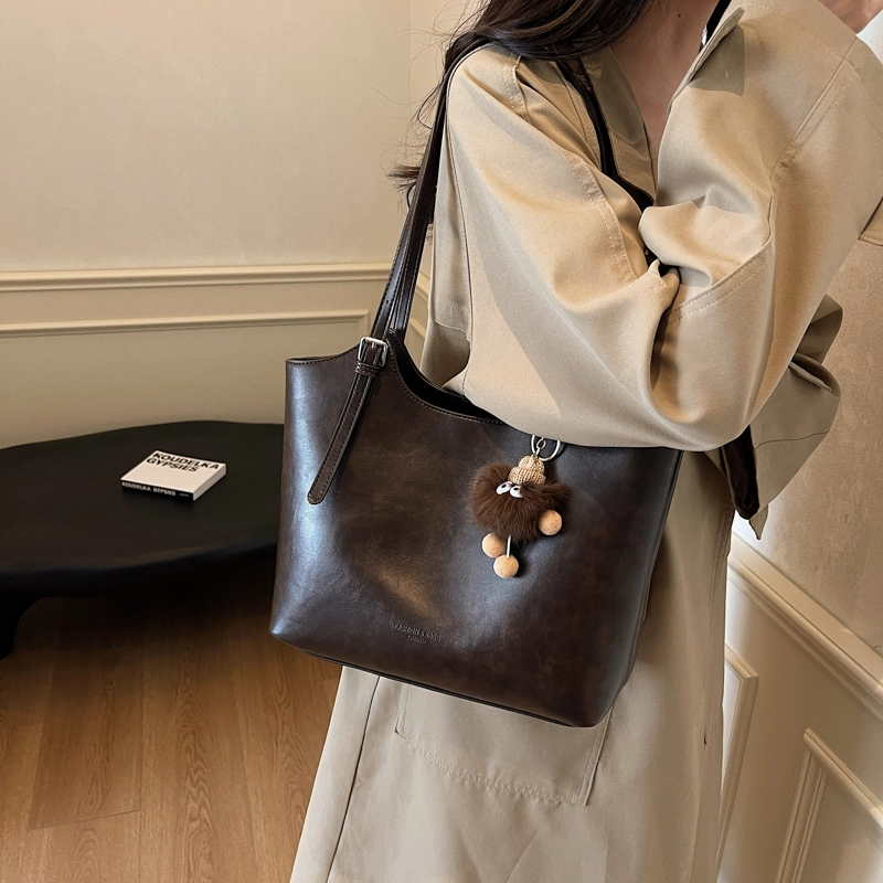 OKEKE PU Tote