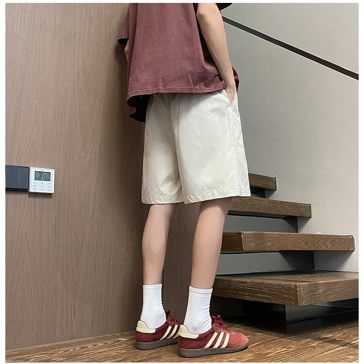 AWAO