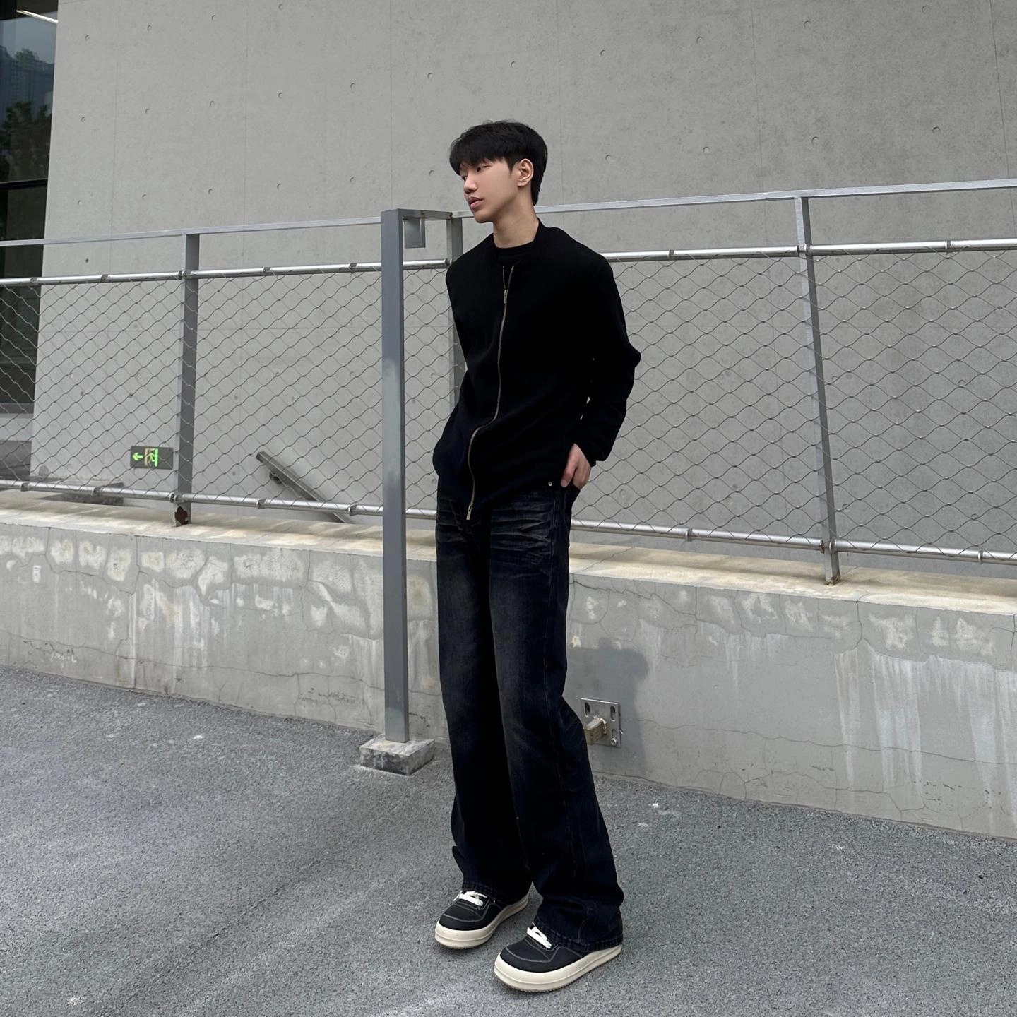 DOENU ins