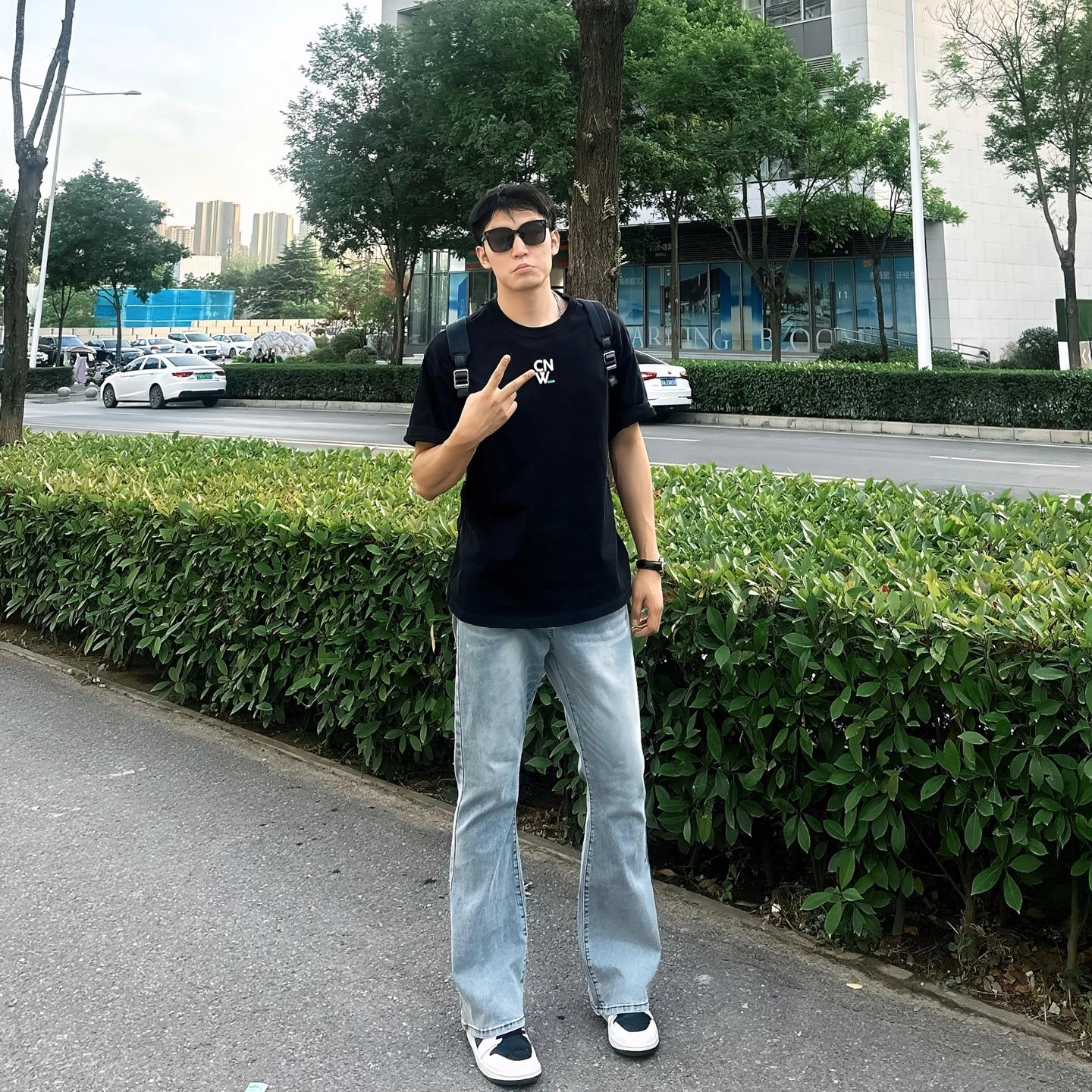 DOENU ins