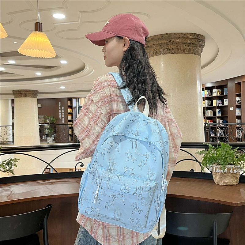 木木兔 书包女小学生轻便减负超大容量初中生 经典时尚小众设计 高级感 休闲拉链开合 尼龙布 双肩包 中号 米白色