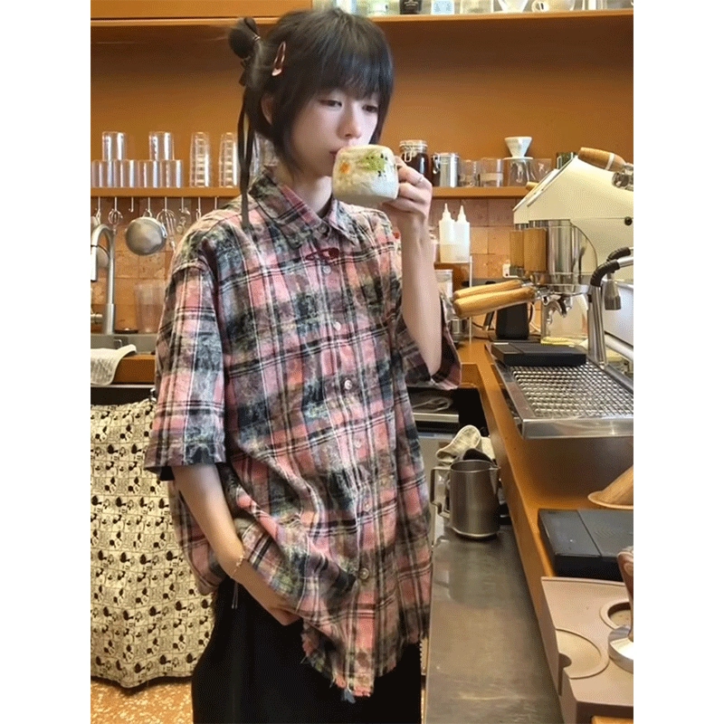 黑马漫画 美式复古格子做旧毛边晕染设计短袖衬衫 男女同款 脏粉色