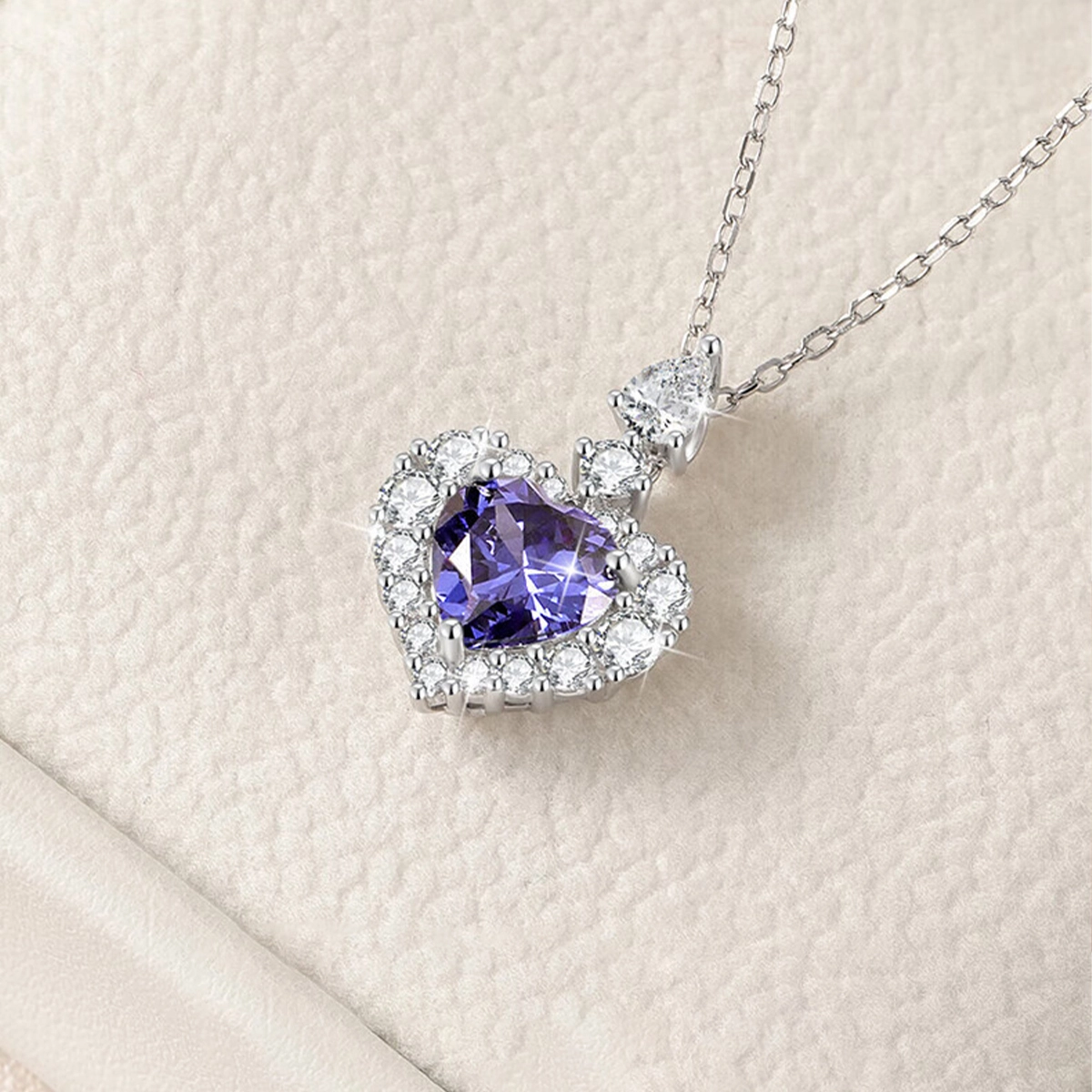 CHOW TAI KING 990