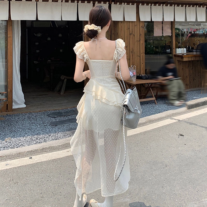 沐晓欣 法式慵懒复古百搭简约日常气质优雅时尚舒适修身度假风玫瑰花长拖尾高级设计感氛围感波点无袖连衣裙 女款
