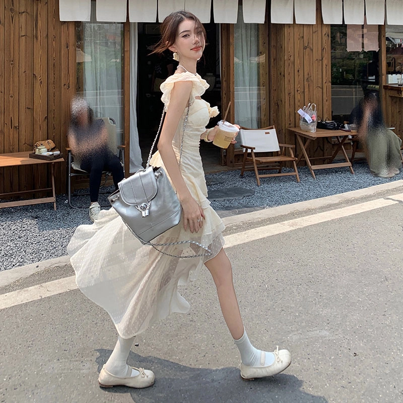 沐晓欣 法式慵懒复古百搭简约日常气质优雅时尚舒适修身度假风玫瑰花长拖尾高级设计感氛围感波点无袖连衣裙 女款