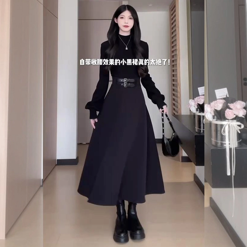 沐晓欣 文艺风法式简约赫本风半高领收腰内搭长袖连衣裙 女款 黑色