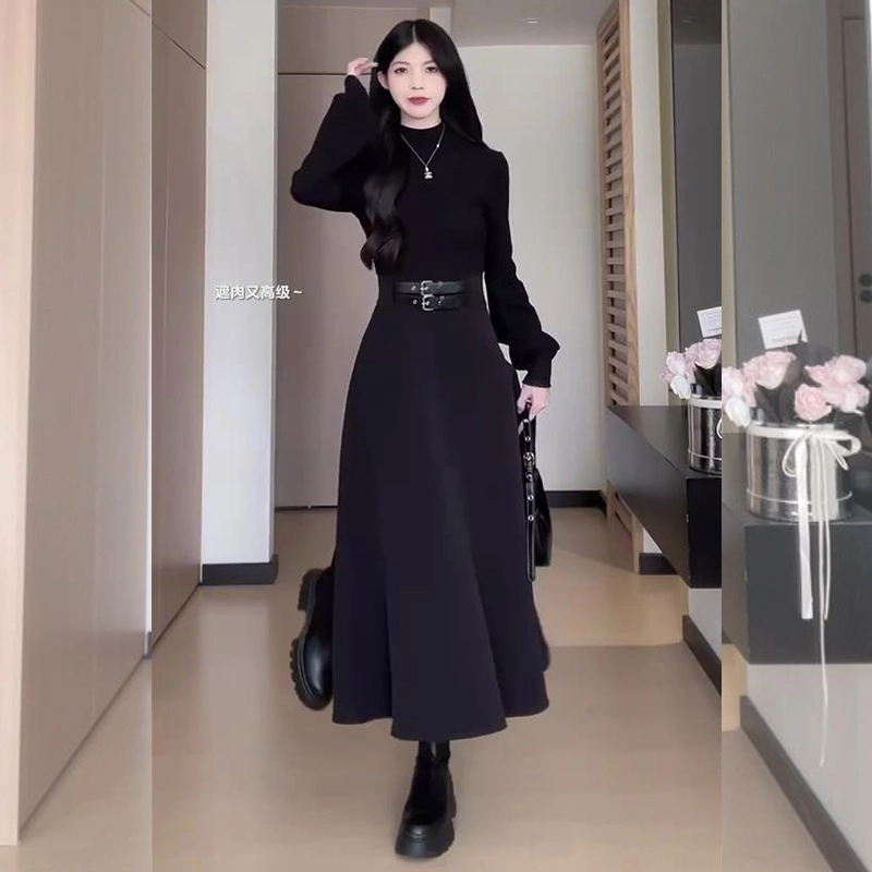 沐晓欣 文艺风法式简约赫本风半高领收腰内搭长袖连衣裙 女款 黑色