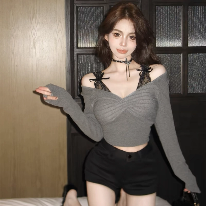 玉儿恋 绝美设计感假两件长袖内搭时尚针织衫 女款 经典黑色