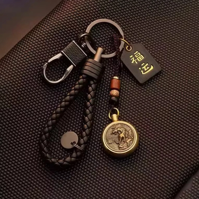 挚爱永恒 十二生肖系列 新中式国潮本命年招财纳福 好运满满 立体精致小众百搭设计高级感 黄铜 钥匙扣 男女同款情侣款