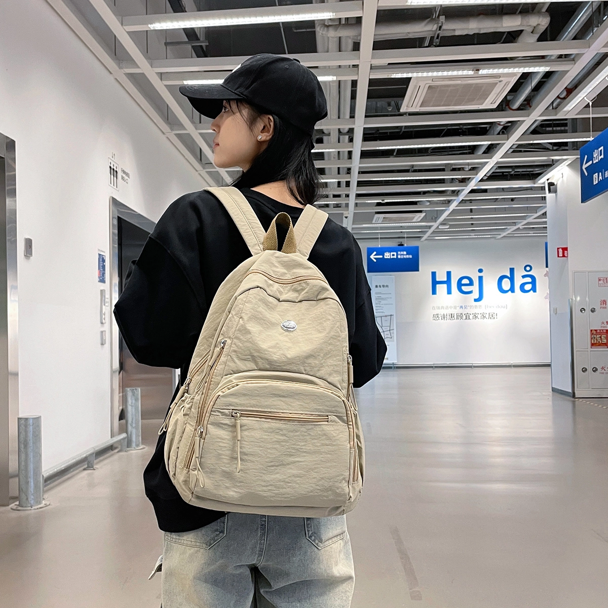 普乐威 高颜值轻便日系书包防泼水多兜电脑通勤百搭旅游 尼龙 背包双肩包 男女同款情侣款 米白色/黑色/卡其色