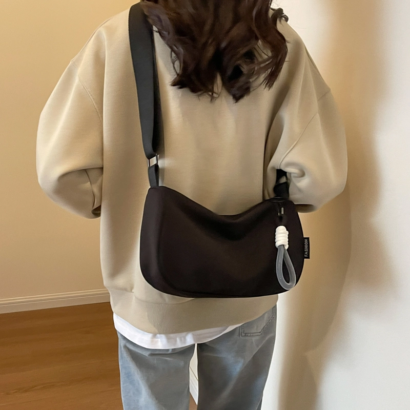普乐威 高颜值简约时尚百搭小众通勤 布 单肩包 男女同款情侣款 白蓝/白黑/黑色