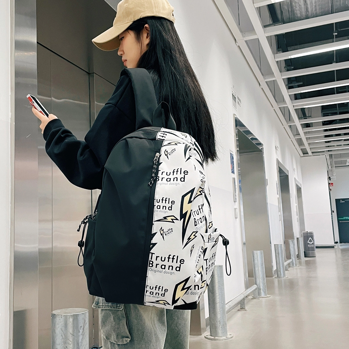 普乐威 美式高街涂鸦时尚百搭潮流 尼龙 双肩包 男女同款情侣款 白色/灰色/黑色