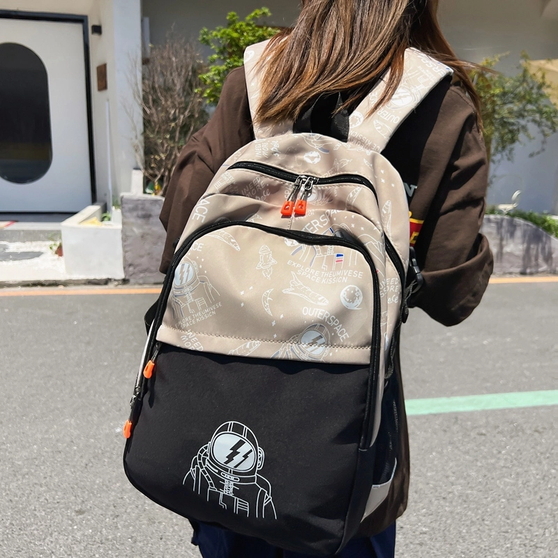 普乐威 时尚潮流印花电脑包大容量休闲百搭通勤旅行背包初高中学生书包 尼龙 双肩包 男女同款情侣款 白色/黑色/卡其色