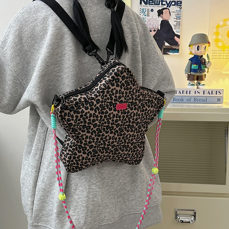 普乐威 韩版小众高颜值轻便洋气时尚百搭通勤 尼龙 双肩包 女款 白色/咖啡色/棕色