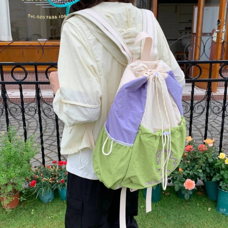 普乐威 高颜值小清新百搭旅游轻量化 尼龙 双肩包 男女同款情侣款 米白色/黑色/绿色