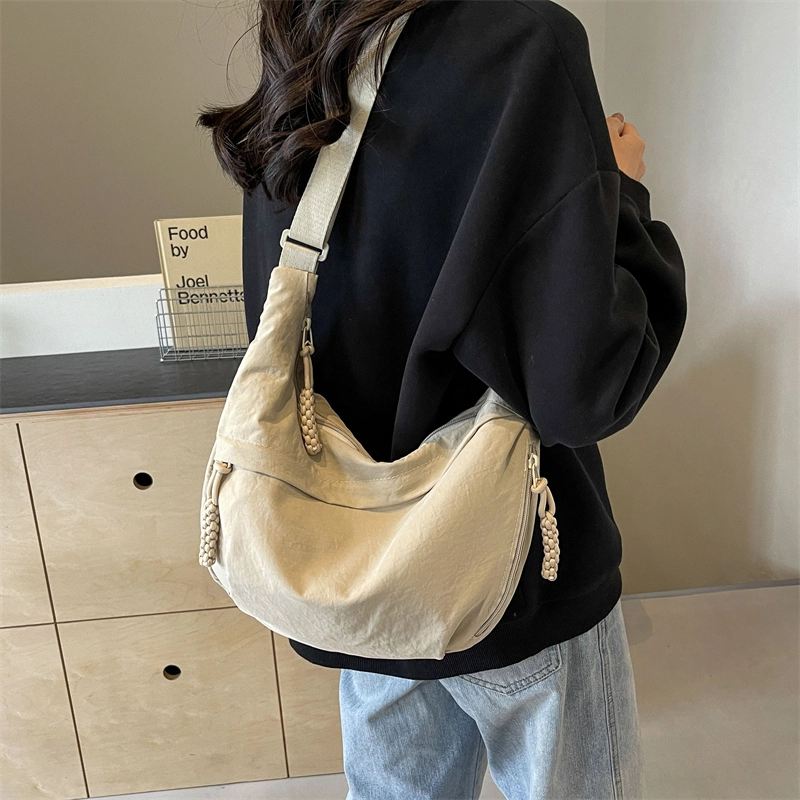普乐威 简约百搭高级感轻便文艺上课通勤 布 单肩包 男女同款情侣款 多色