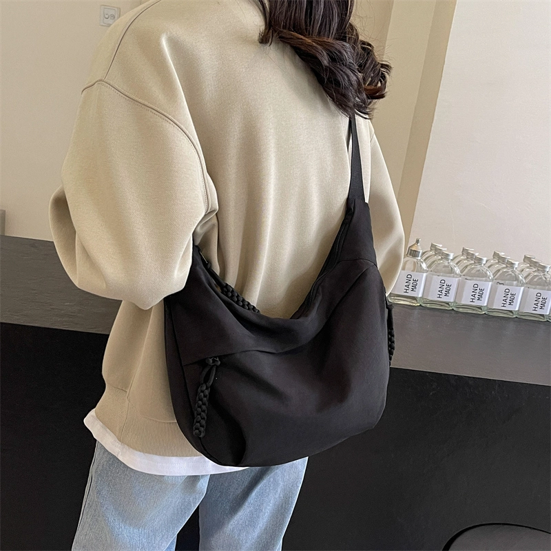 普乐威 简约百搭高级感轻便文艺上课通勤 布 单肩包 男女同款情侣款 多色