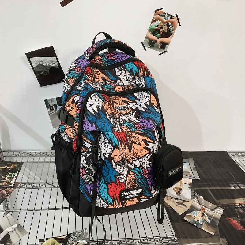 普乐威 潮酷高颜值 尼龙 双肩包 男女同款情侣款 几何/动漫/报纸/涂鸦/白色/黑色