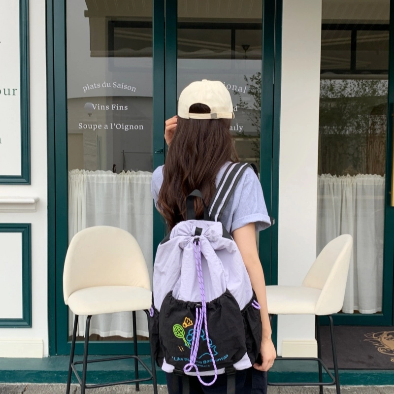 普乐威 高颜值小清新百搭旅游轻量化 尼龙 双肩包 男女同款情侣款 米白色/黑色/绿色