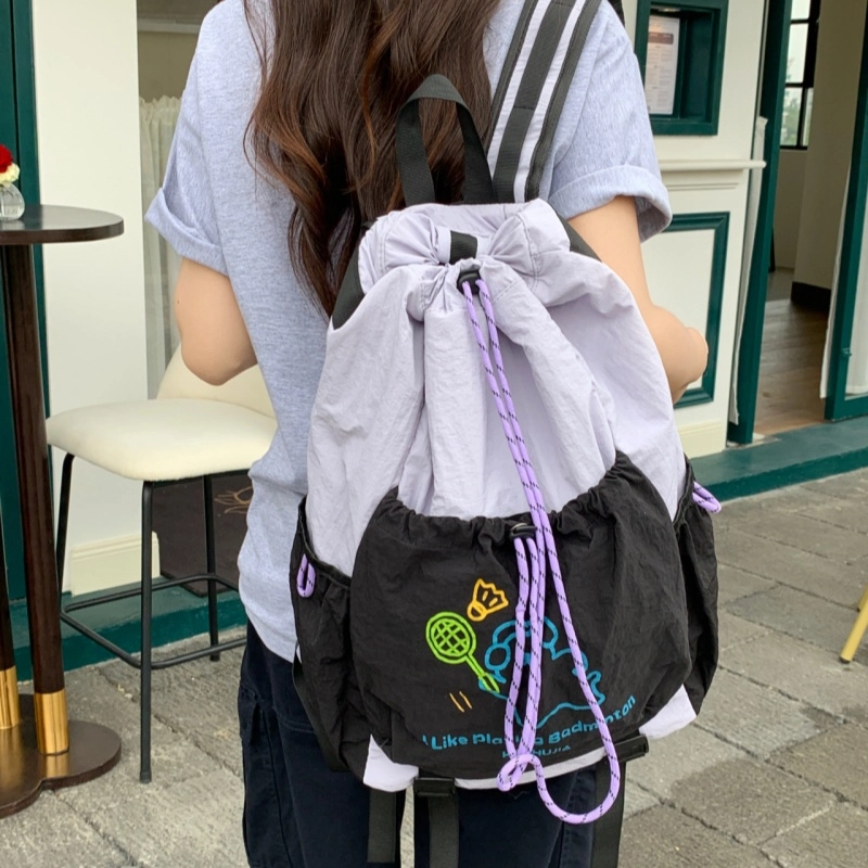 普乐威 高颜值小清新百搭旅游轻量化 尼龙 双肩包 男女同款情侣款 米白色/黑色/绿色