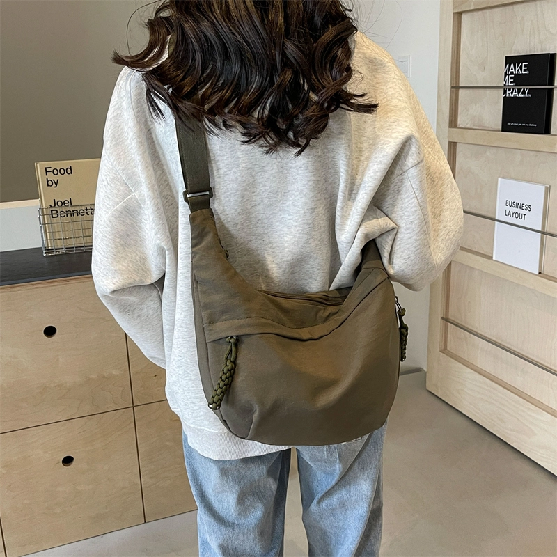 普乐威 简约百搭高级感轻便文艺上课通勤 布 单肩包 男女同款情侣款 多色