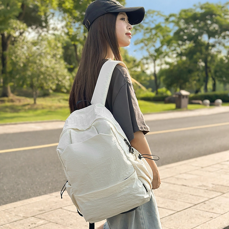 普乐威 纯色高级感简约通勤轻便学生 尼龙 书包背包双肩包 男女同款情侣款 多色