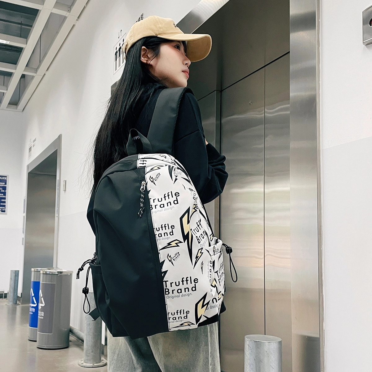 普乐威 美式高街涂鸦时尚百搭潮流 尼龙 双肩包 男女同款情侣款 白色/灰色/黑色