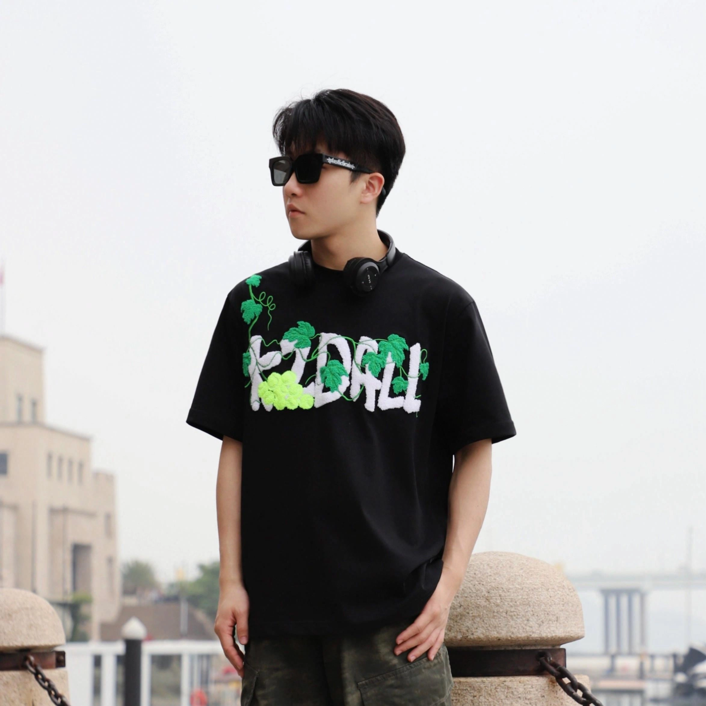 PAINT STAIN T